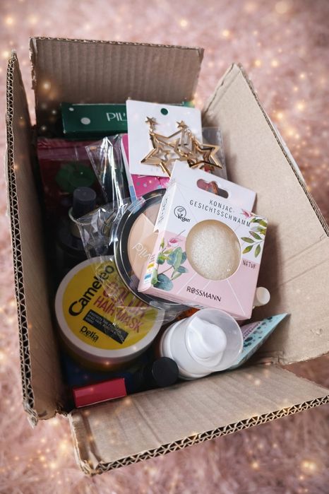 Zestaw nowych  kosmetyków mix box