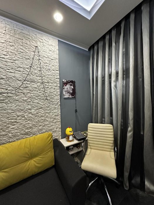 3 кімнатна квартира 84м2, центр, в. Коцюбинського