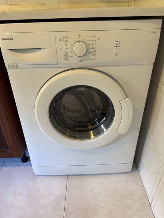 Maquina roupa a funcionar perfeitamente