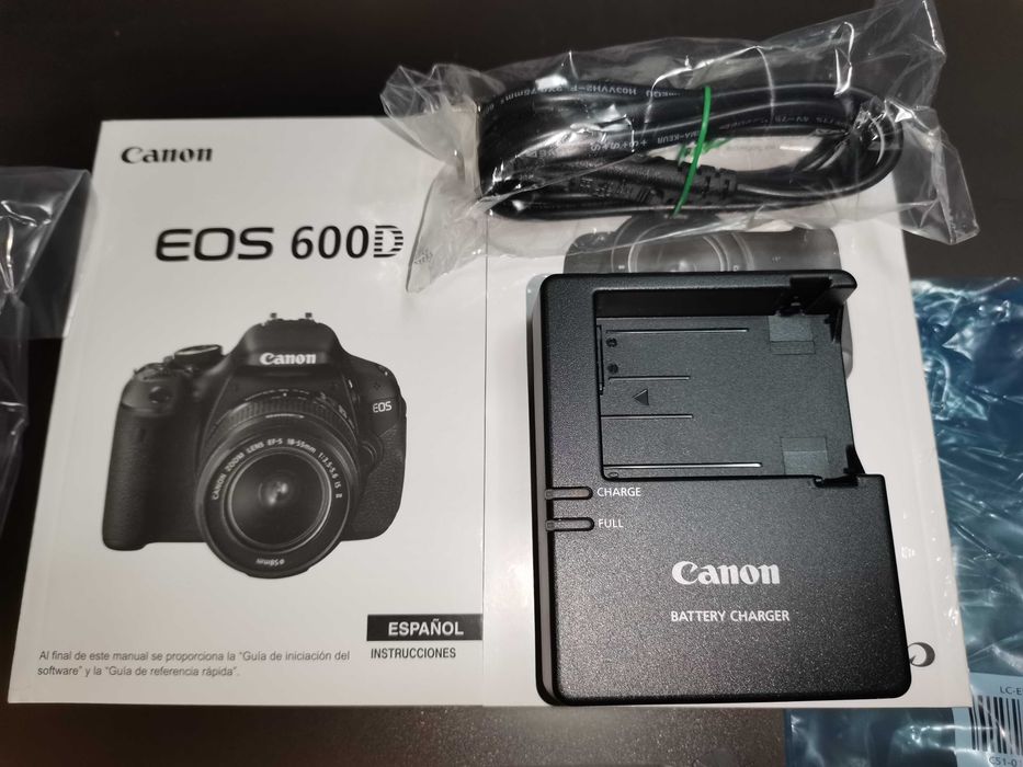 Canon - Carregador bateria + Cabo som e imagem + Cabo dados - Original