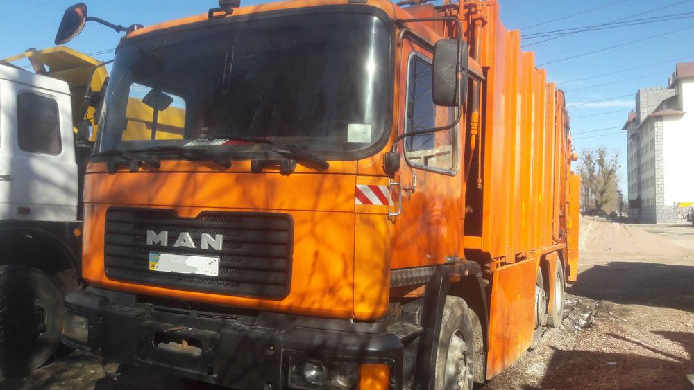 Продам мусоровоз DAF CF 75.250
