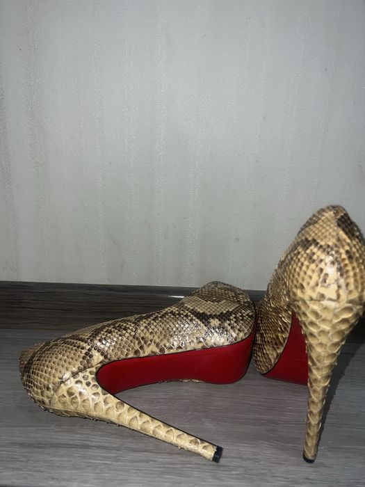 Туфли натуральный питон Christian Louboutin