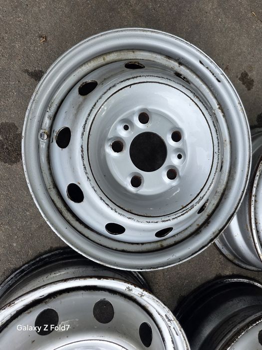 Felgi 15 Fiat Ducato Peugeot Boxer Citroen Jumper 5x118 ET68