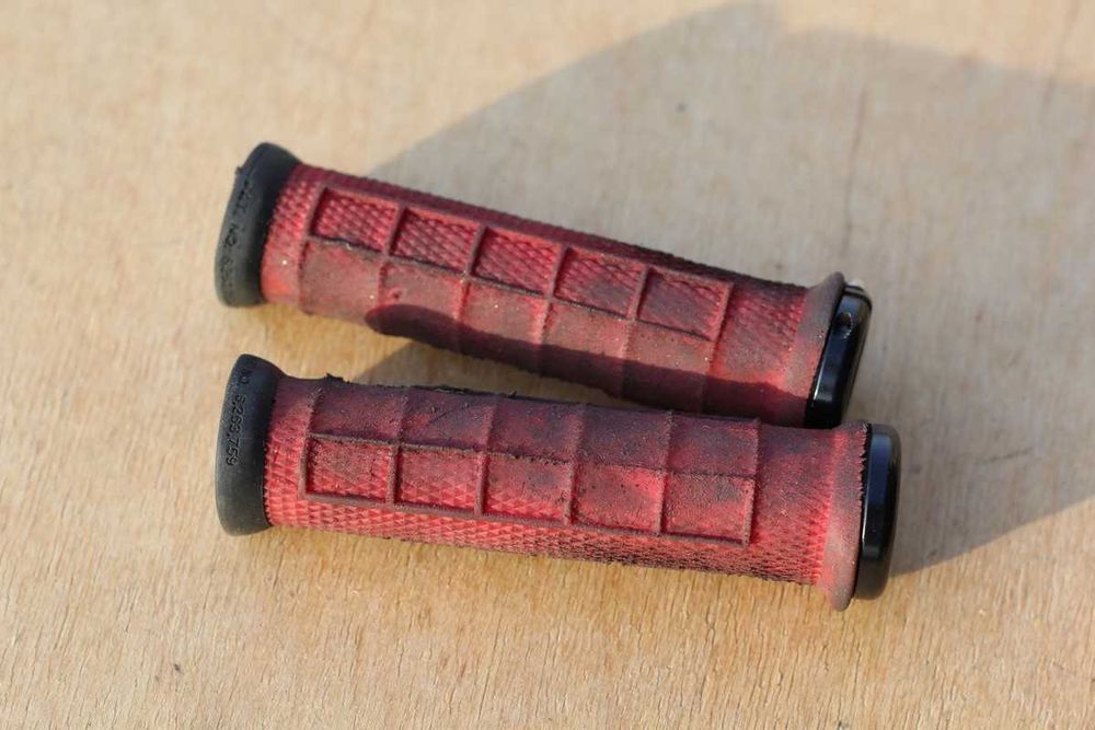 Гріпси (ручки керма) ODI Elite Flow Lock On
