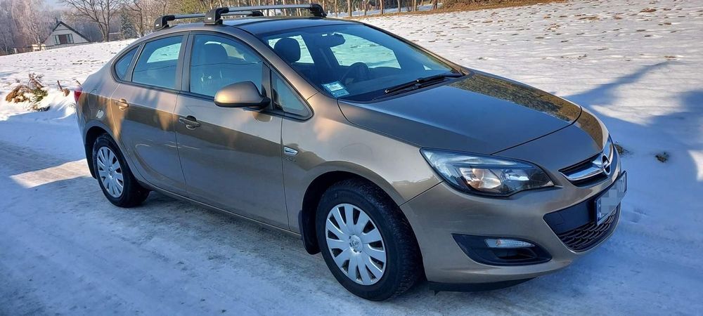 Opel Astra Salon PL GAZ LPG Bezwypadkowa Serwisowana