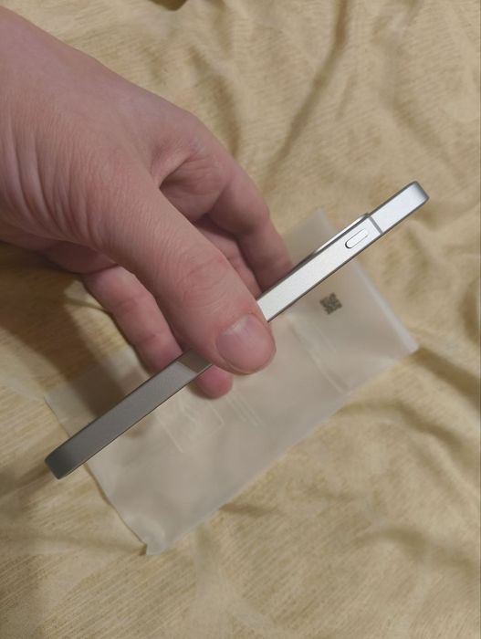 продам отличный ONEPLUS 13T