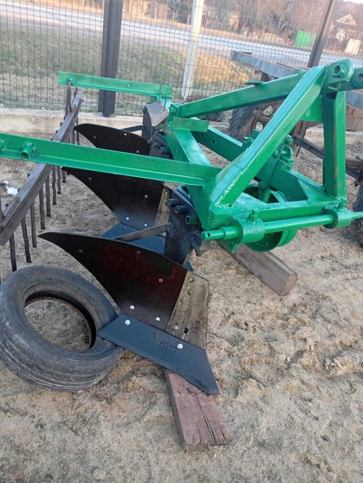 Продам плуг 3,35