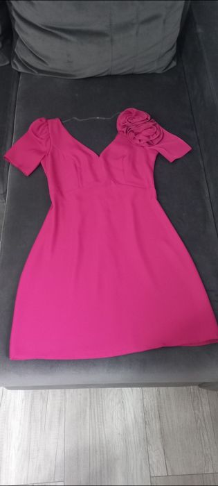 Sukienka w kolorze fuksji