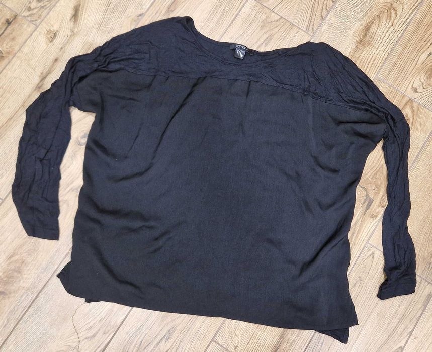 Luźna Czarna Bluzka Esmara 40 L, Wygodny Longsleeve Oversize, Basic