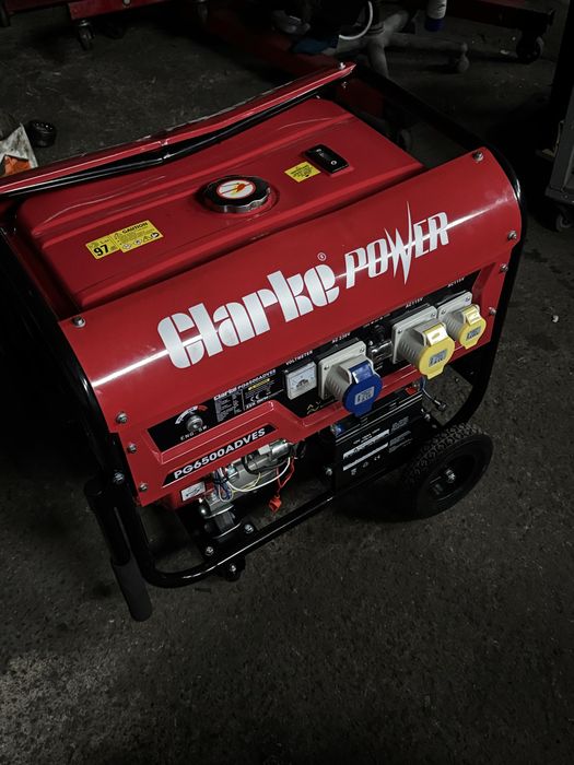 Продам генератор Clarke power  5.5
