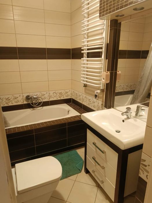 Mieszkanie  na Wynajem   54 m z piwnicą.