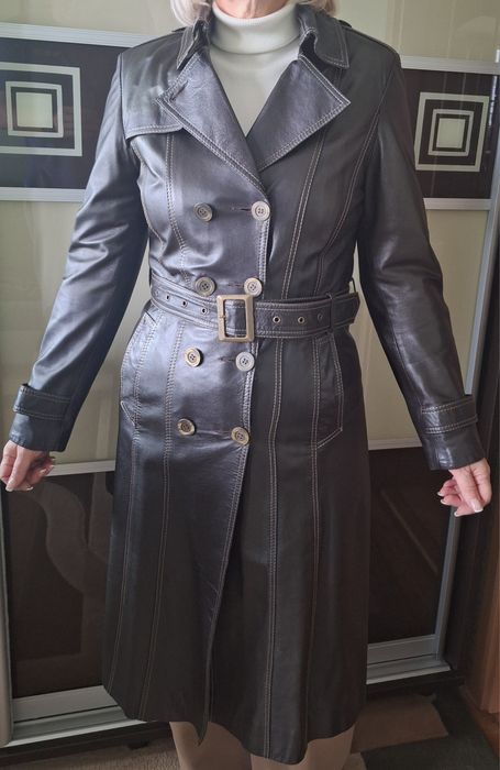 Продам кожаный плащ