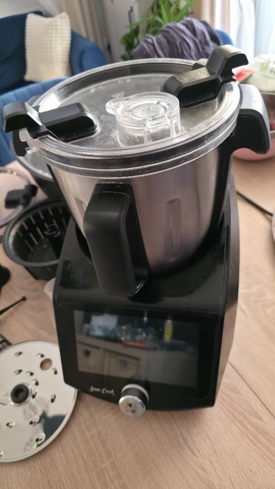 Robot kuchenny Sam Cook