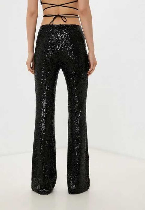 Zara  брюки клеш черные стрейч-гипюр с пайетками р.XS