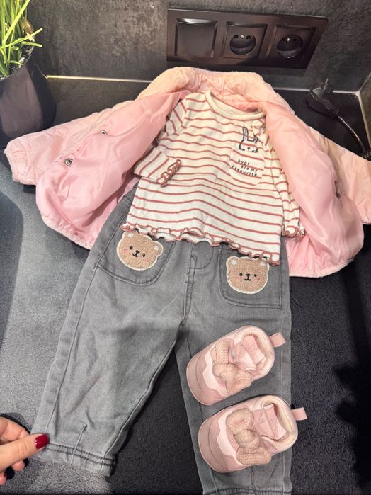 Одяг для дівчинки