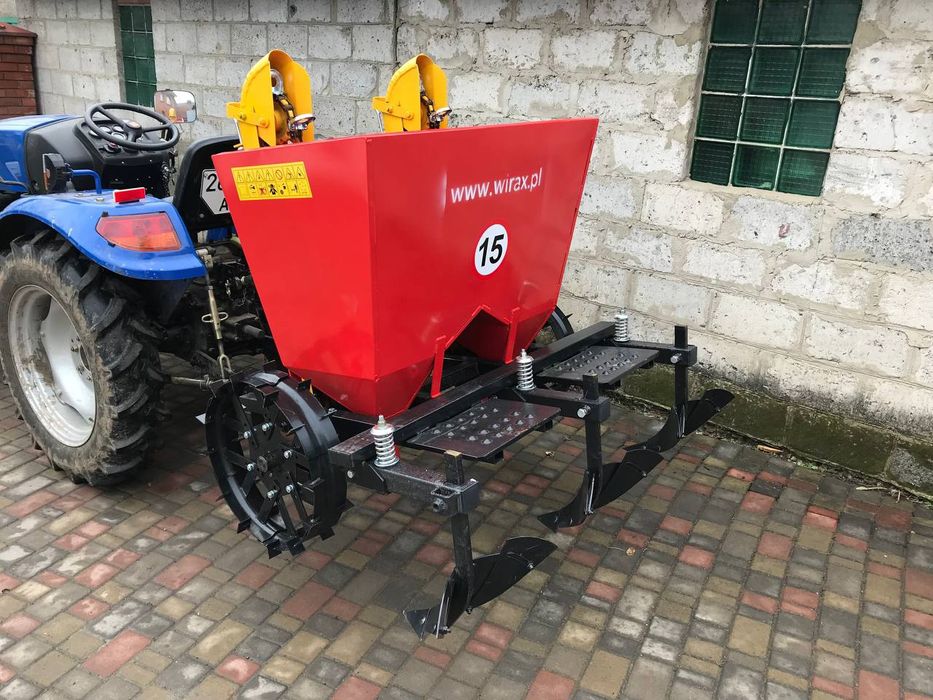 Картоплесаджалка Бомет.  Польська саджалка