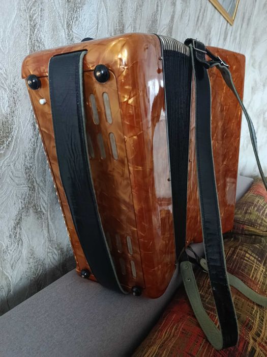 Акордеон 3/4 виробник Чехія