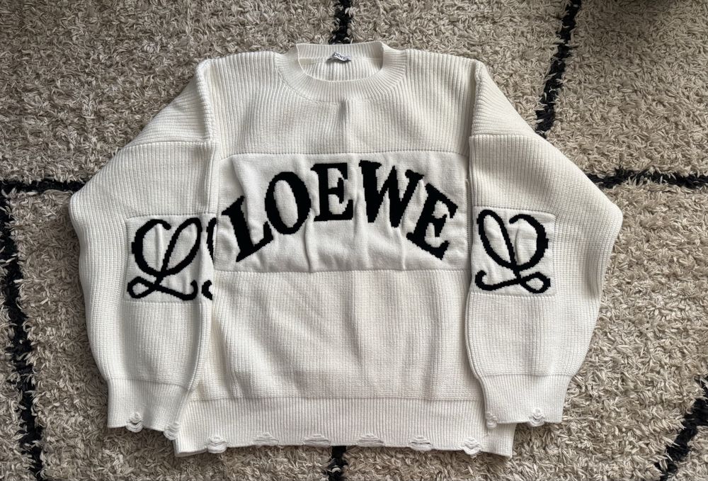Білий в’язаний светр Loewe