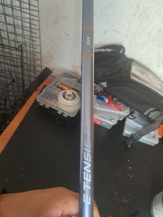 Conjunto pesca boia e medalha