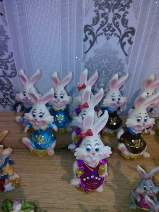 Продам статуэтки