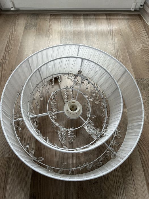 Lampa wisząca z kryształkami