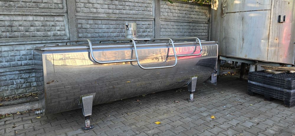 Mieszalnik nierdzewny, wanna 2000l