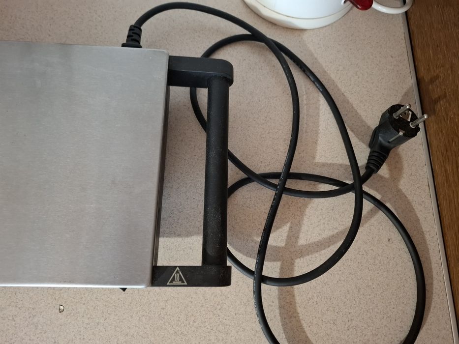 Podgrzewacz potraw Bifinett KH1610
