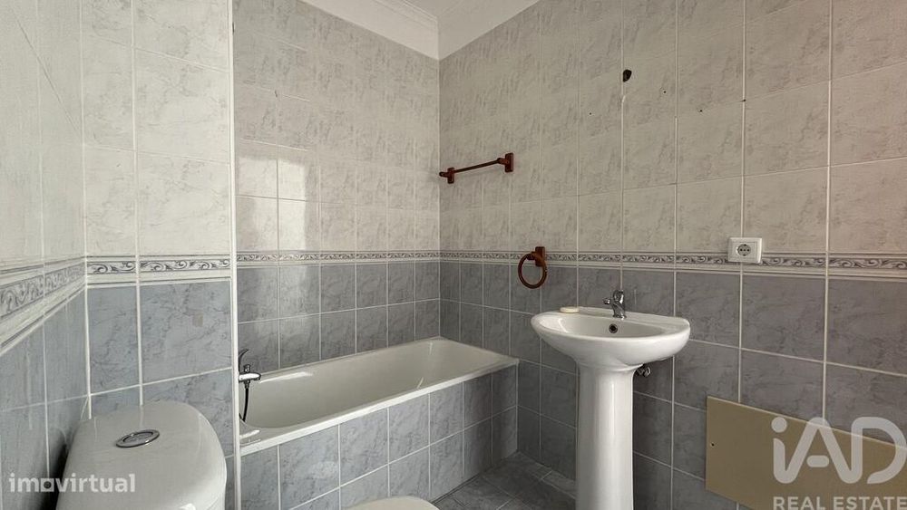 Apartamento T3 em Miranda do Corvo de 82,45 m2