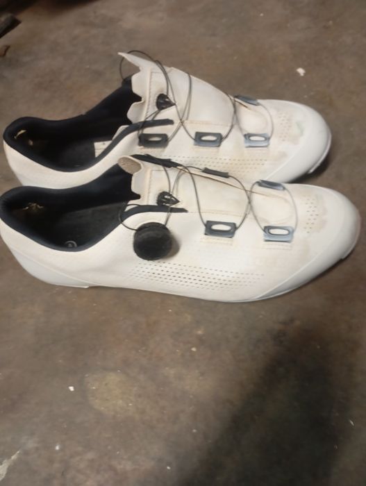 Sapatos BTT luck