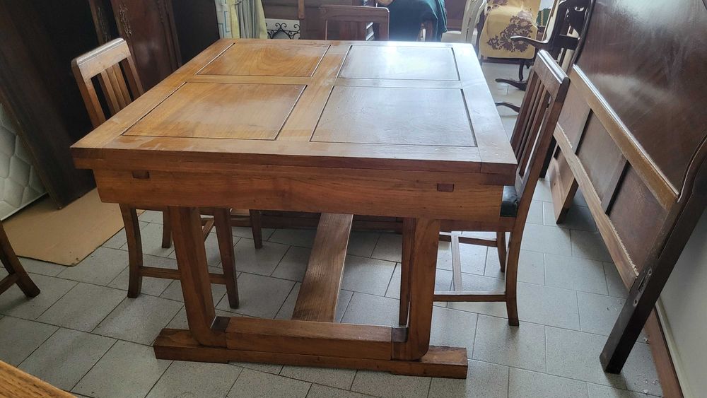 Mobília Sala de Jantar em Carvalho