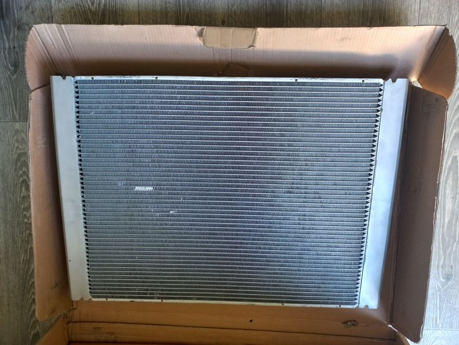 Радиатор охлаждения BMW E 60,e63,e64,e65,e66,e67