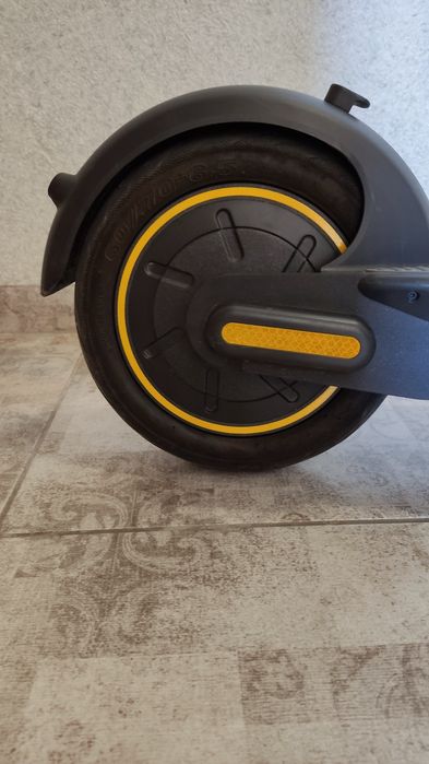 Електросамокат Ninebot KickScooter MAX G30P Black