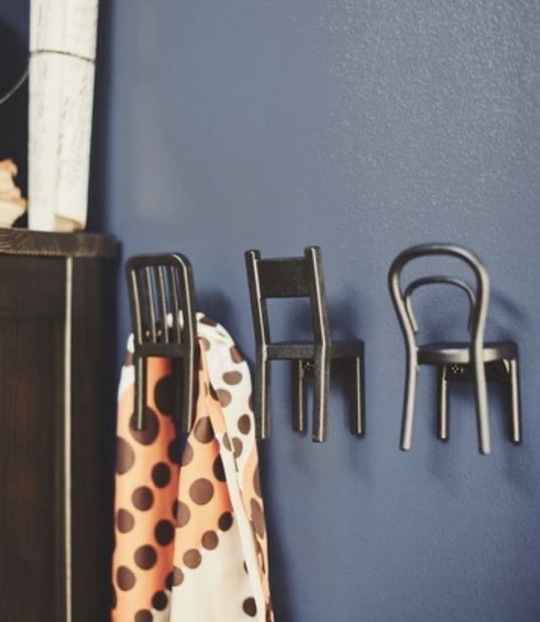 Ikea декоративні гачки стільці стильний декор