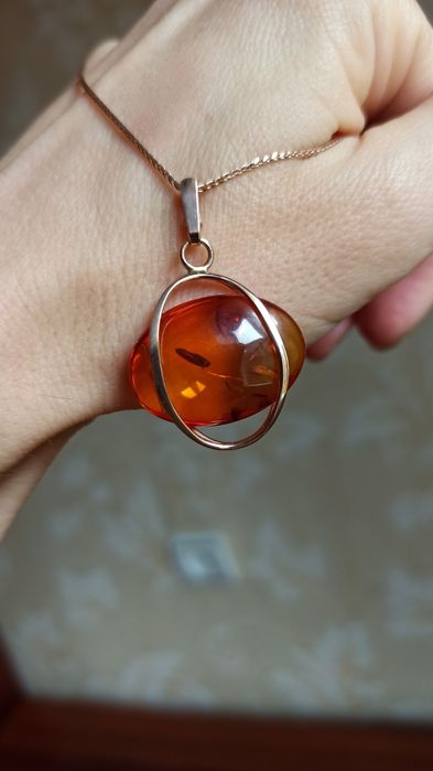 Кулон подвеска ЯК 1975 год. Янтарь. Бурштин. Золото.