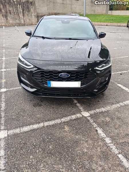 Ford Focus 1.0 EcoBoost mHEV ST-Line X Aut — photo 3