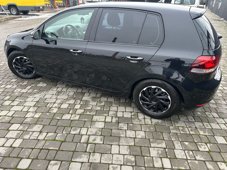 Volkswagen Golf-6.  Хечбек.
