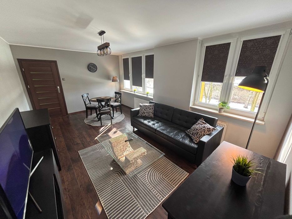 Mieszkanie z balkonem, całe umeblowane wynajmę oś. Arki Bożka