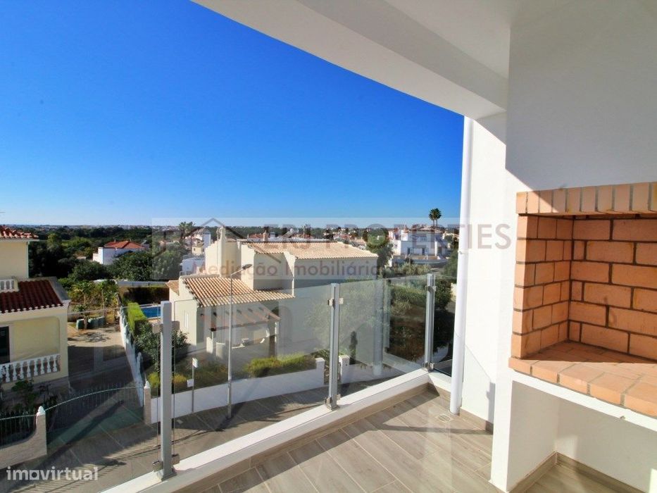 Apartamento T1 + 1 Novo a 2Km da Praia de Altura — Altura, Faro