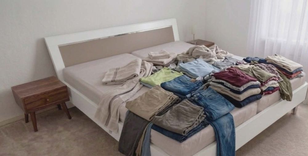 Pezepiękne łóżko 180x200 – komplet