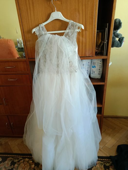 Sprzedam pilnie i szybko suknie ślubna nowa