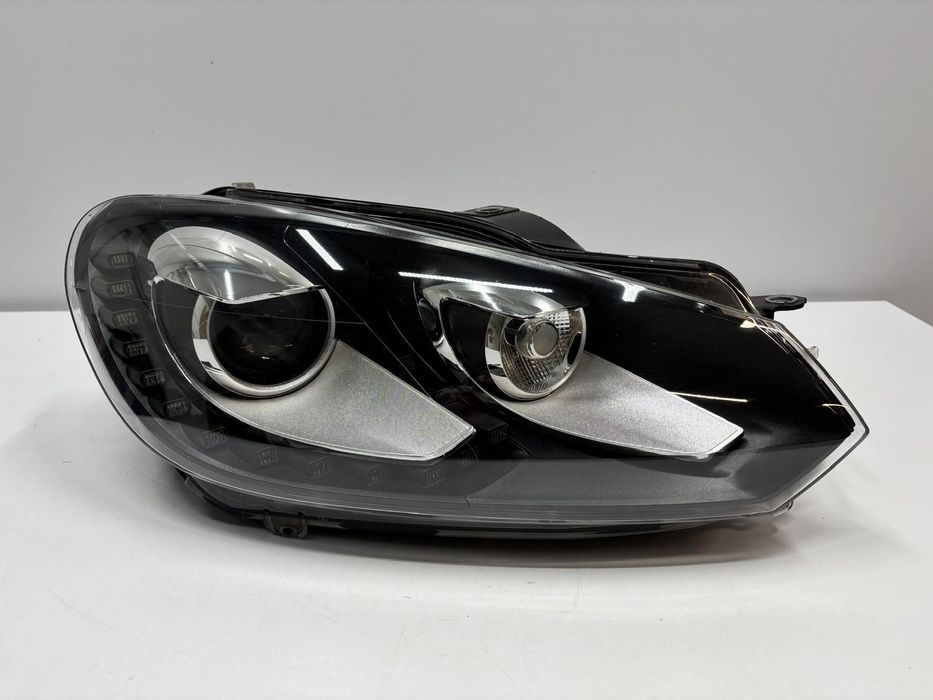Volkswagen VW Golf VI Lampa Prawa Przód Przednia 5K1941752D