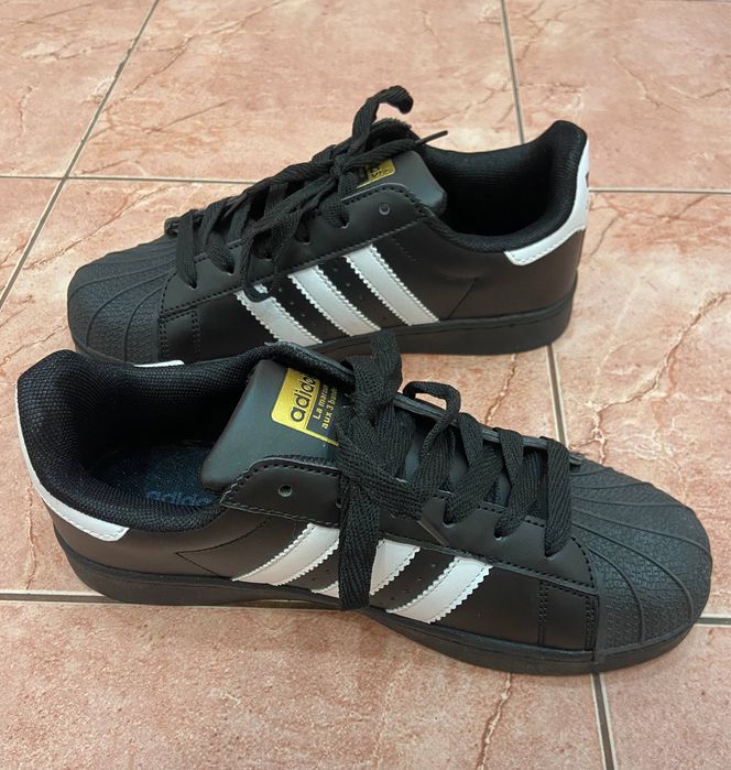 Жіночі Суперстари, Адідаси, Adidas Superstar