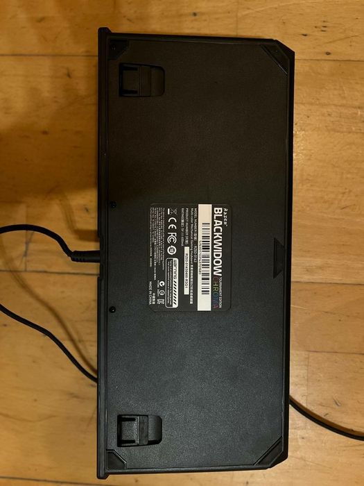 klawiatura do gier Razer BlackWidow Chroma. Jej główne cechy to: