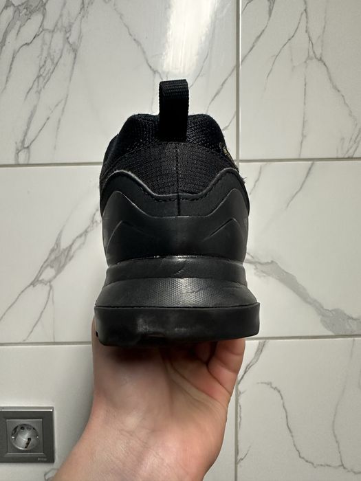 Кросівки чоловічі Adidas Terrex Swift R2 GTX Розмір 42 Оригінал 100%