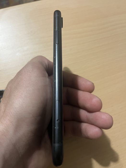 Iphone Xr 128g в гарному стані