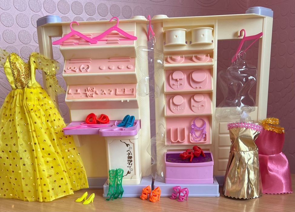 Меблі для Барбі ляльки