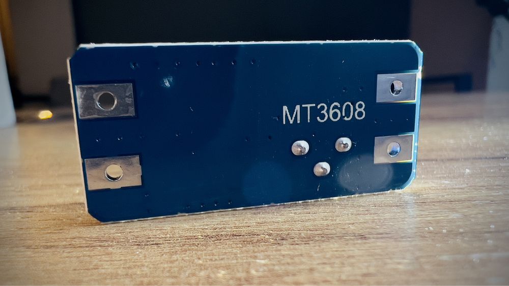 MT3608 в наличии повышающий DC-DC преобразователь IN2-24v,OUT5-28v