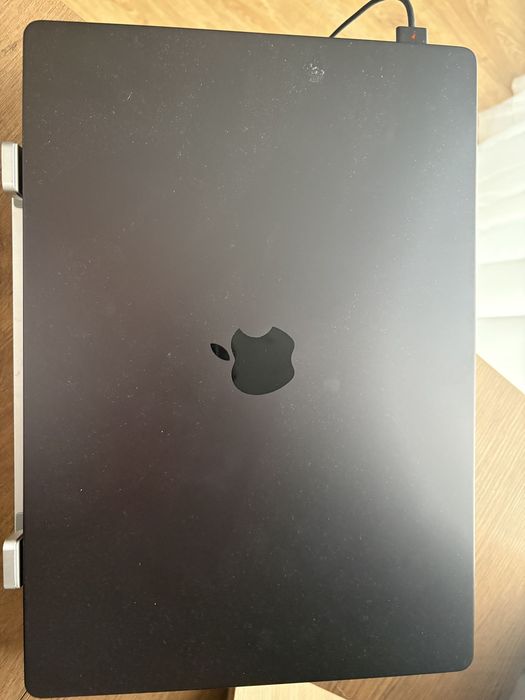 MACBOOK PRO 2024 16 Retina M4 PRO 48GB RAM 512 GB SSD, Gwiezdna czern