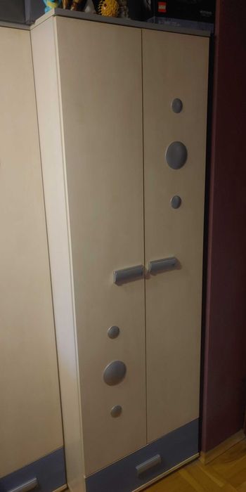 Zestaw mebli młodzieżowych