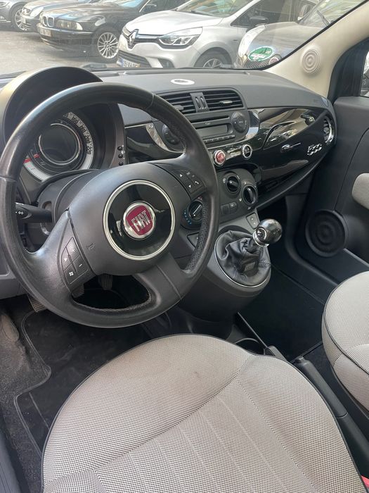 Fiat 500 preto 12/2011